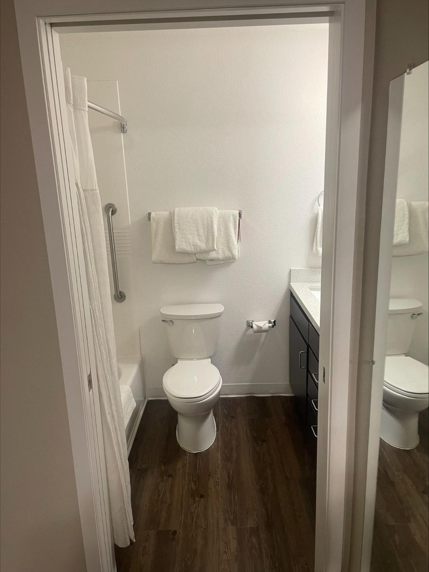 Towneplace East 3*